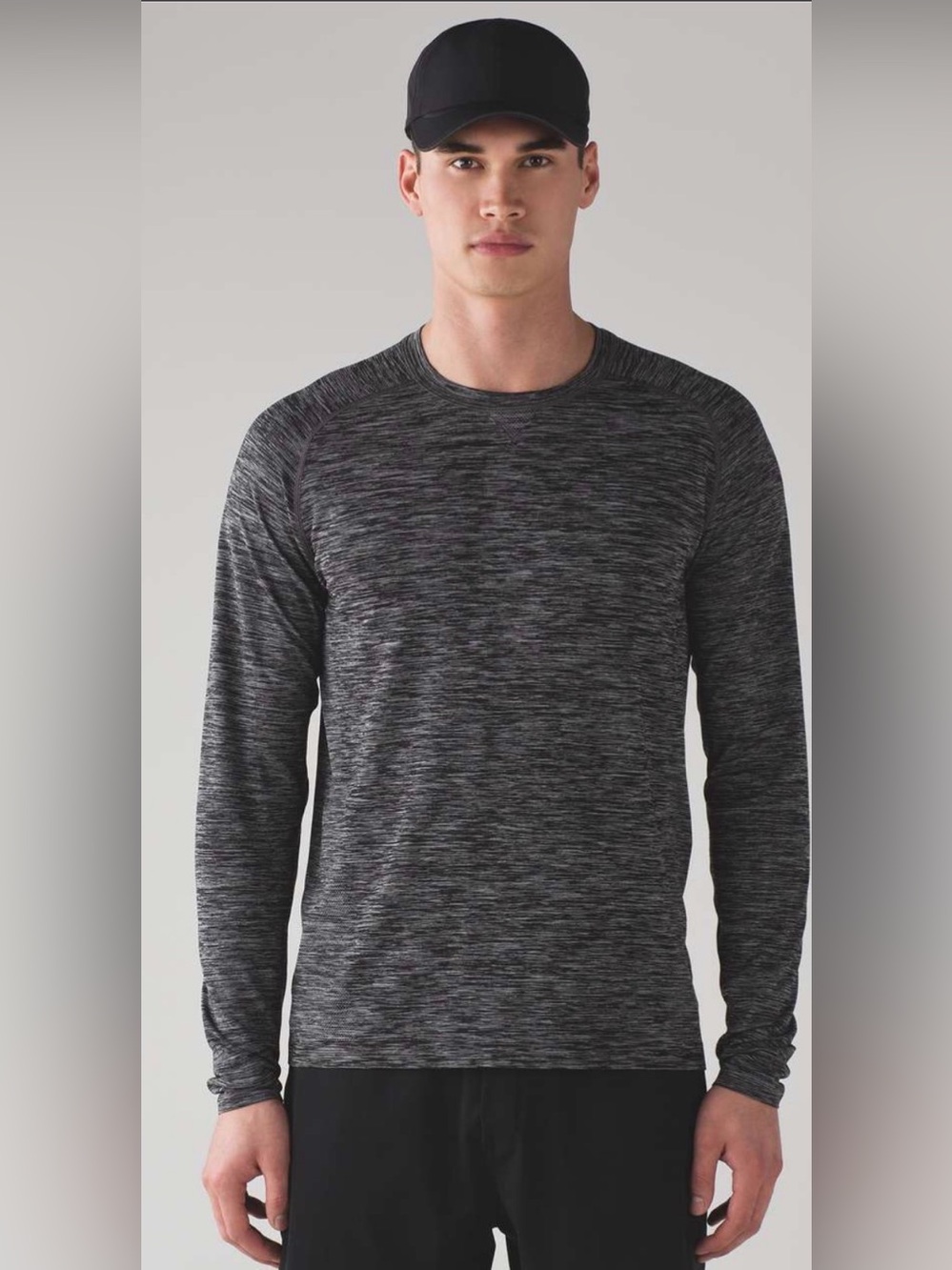Lululemon Metal Vent Tech Long Sleeve – Size XL – Heathered Black